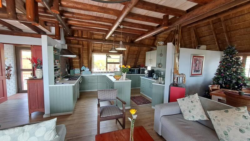 5 Bedroom Property for Sale in Stilbaai Wes Western Cape